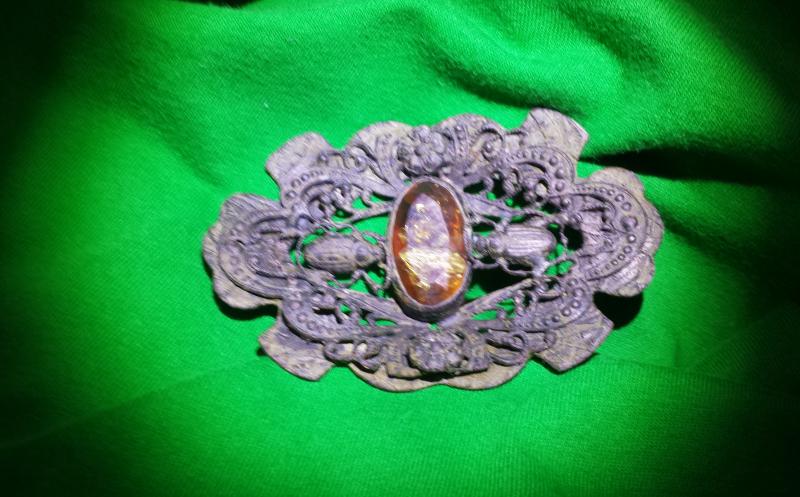 Name:  Brooch Front.jpg
Views: 198
Size:  62.3 KB