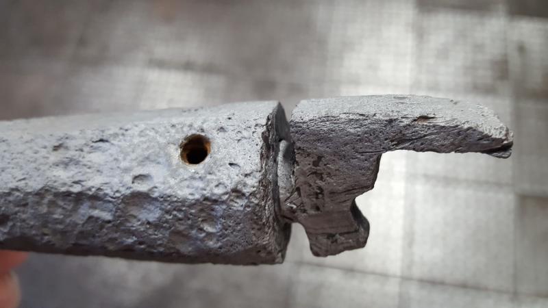 Name:  Flintlock blasted closeup of hole and breech.jpg
Views: 560
Size:  38.4 KB