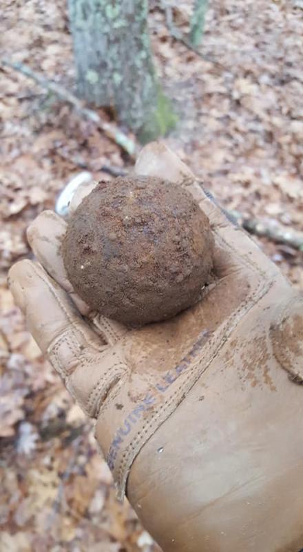 Name:  Jan4th cannon ball dug.jpg
Views: 469
Size:  48.1 KB