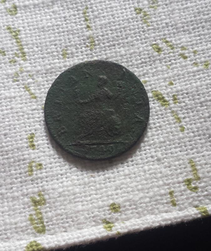 Name:  Farthing 1749 reverse cleaned.jpg
Views: 288
Size:  92.3 KB