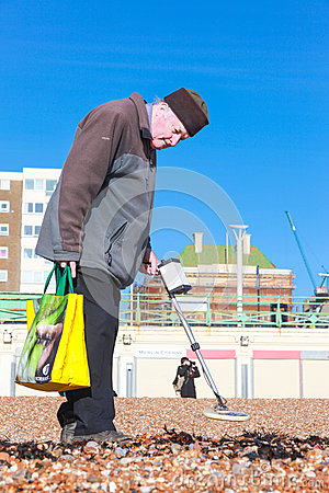 Name:  old-man-metal-detector-27091932.jpg
Views: 135
Size:  63.9 KB