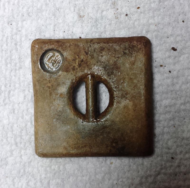Name:  Lead Button 2.jpg
Views: 381
Size:  91.1 KB