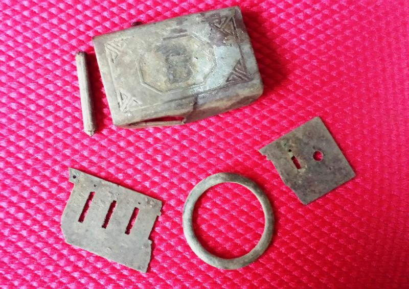 Name:  Ring, Buckle, and Reeds.jpg
Views: 582
Size:  98.9 KB