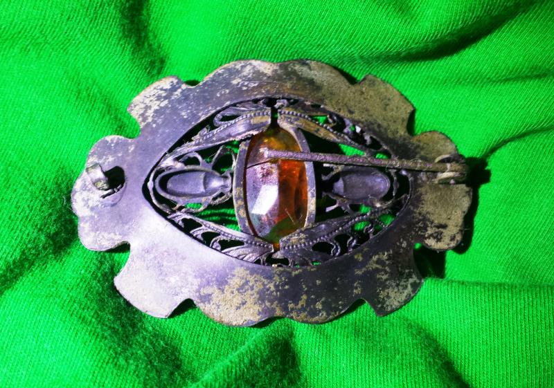 Name:  Brooch Back.jpg
Views: 469
Size:  107.5 KB