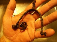 SEPT 28 CELLAR HOLE SILVER KNEE BUCKLE 013.jpg