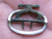 SEPT 28 CELLAR HOLE SILVER KNEE BUCKLE 018.jpg