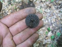 MAY 28TH HUNT WITH SNIFFY 2 ORNATE BUTTONS 005.jpg