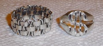 rings med.JPG