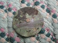 coronet, IH, buttons 008.jpg