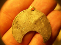 OCT 3ND HUNT WITH FRANK COLONIAL RELIGEOUS MEDAL 010 [].jpg.png