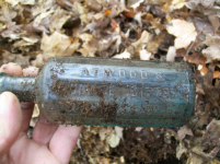 OCT 27th  HUNT WITH GARY bitter bottle 006 [].jpg.png