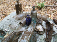 OCT 27th  HUNT WITH GARY bitter bottle 007 [].jpg.png