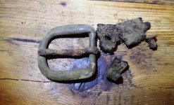 D Buckle w leather.jpg