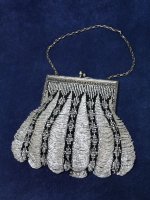 Beaded purse.jpg