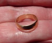 Gold-Ring-2.jpg Gold-Ring-2.jpg
