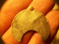 OCT 3ND HUNT WITH FRANK COLONIAL RELIGEOUS MEDAL 010 [].jpg