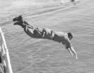Jumping_20ship.jpg