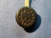 Early 1800s Navy button.jpg