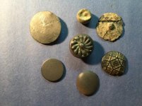 buttons.jpg buttons.jpg