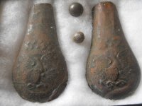 Gun Powder Flask, Bullet & Button.jpg