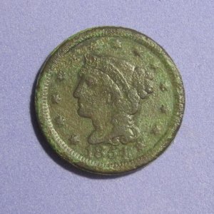 Nice large cent only 2 inches deep at old farmhouse dating to 1860