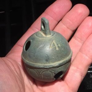 Sleigh (crotal) bell top shot