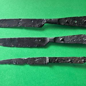 Medieval table knives - 1400s
