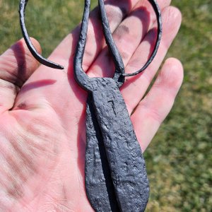 Medieval scissors with maker's mark - 1300 to 1400s