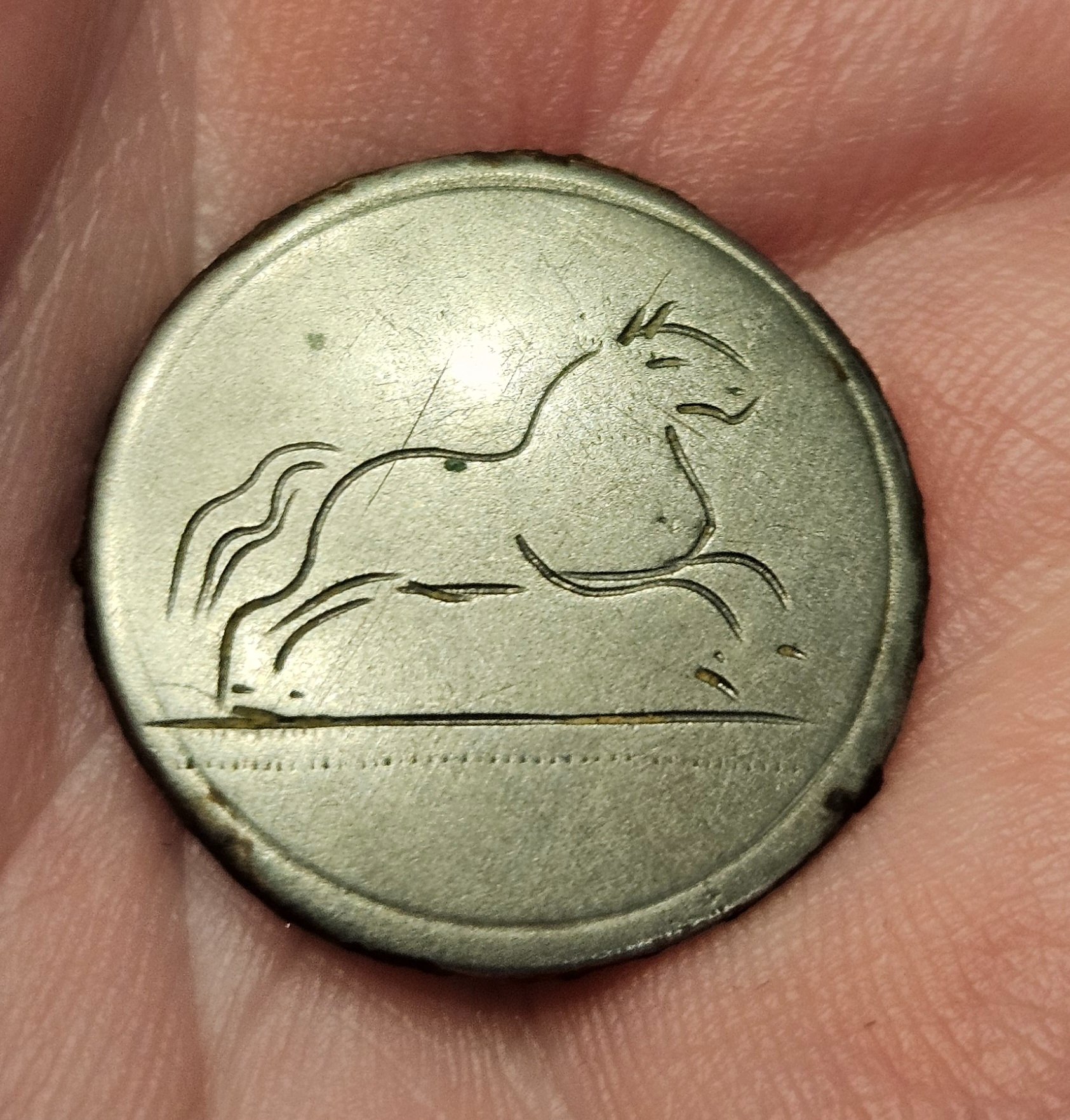 Another beautiful galloping horse tombac button, 1700s