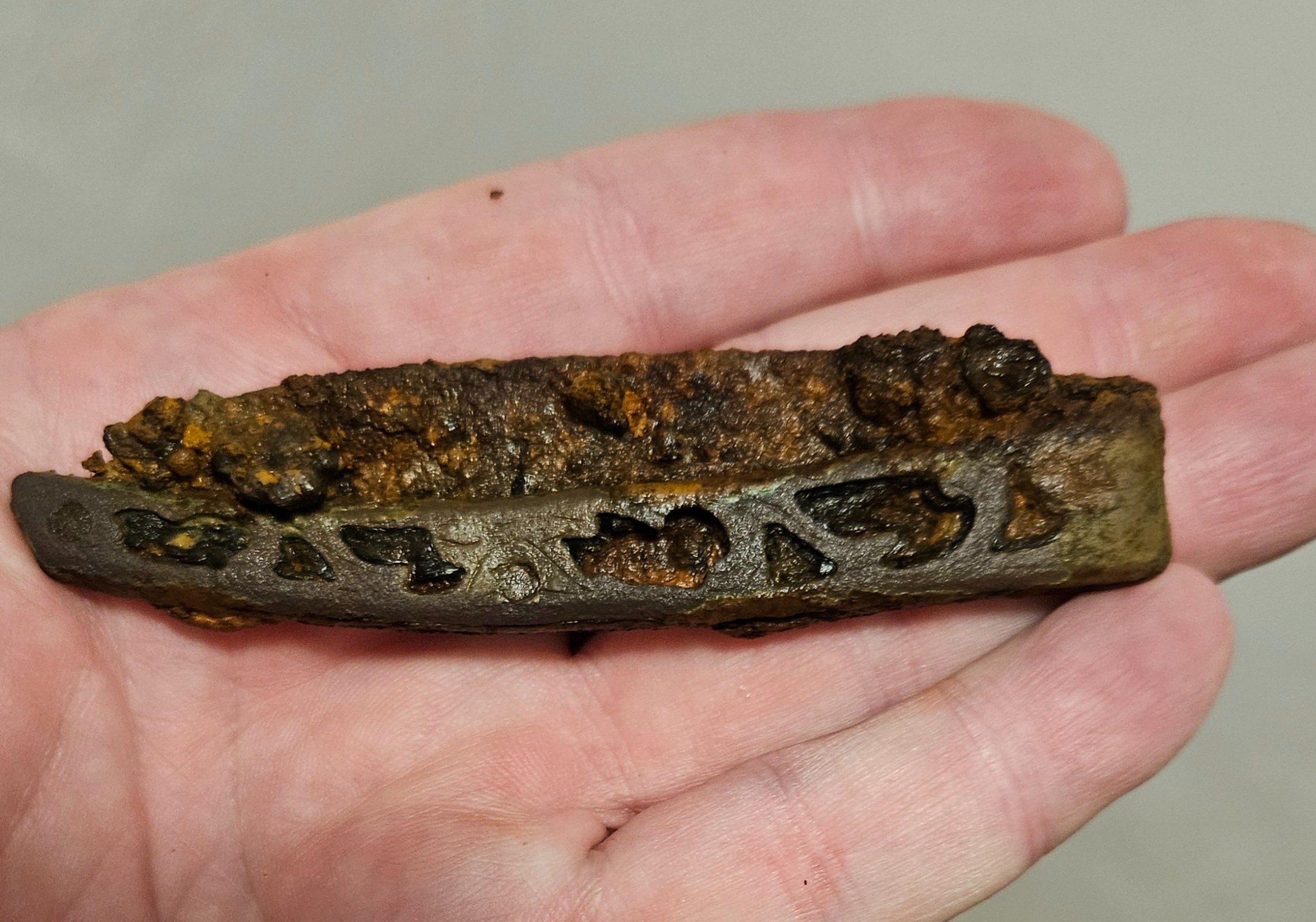 folding knife, circa 1600s