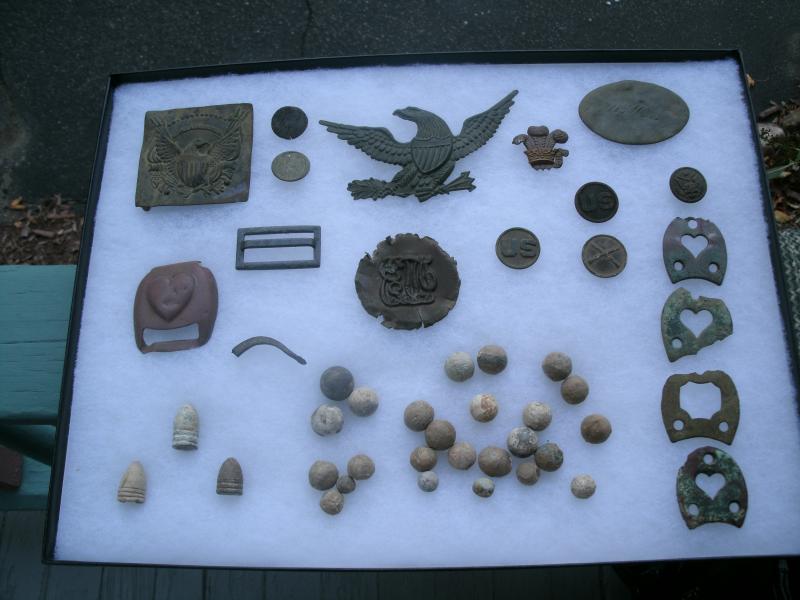 Group photo of finds 004