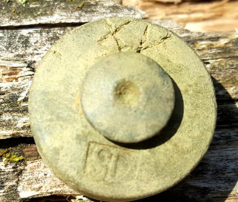 Late 17th to very early 18th century apothecary weight
